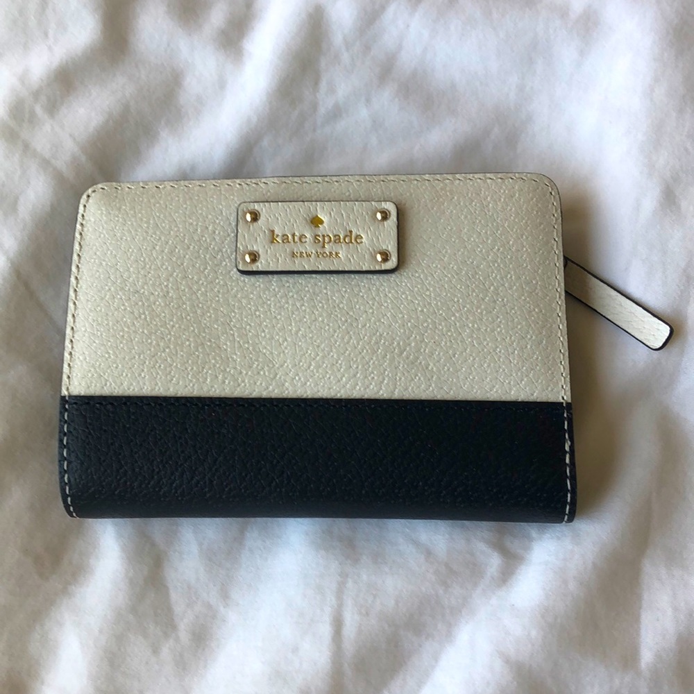 Kate Spade Grove Street Tellie wallet